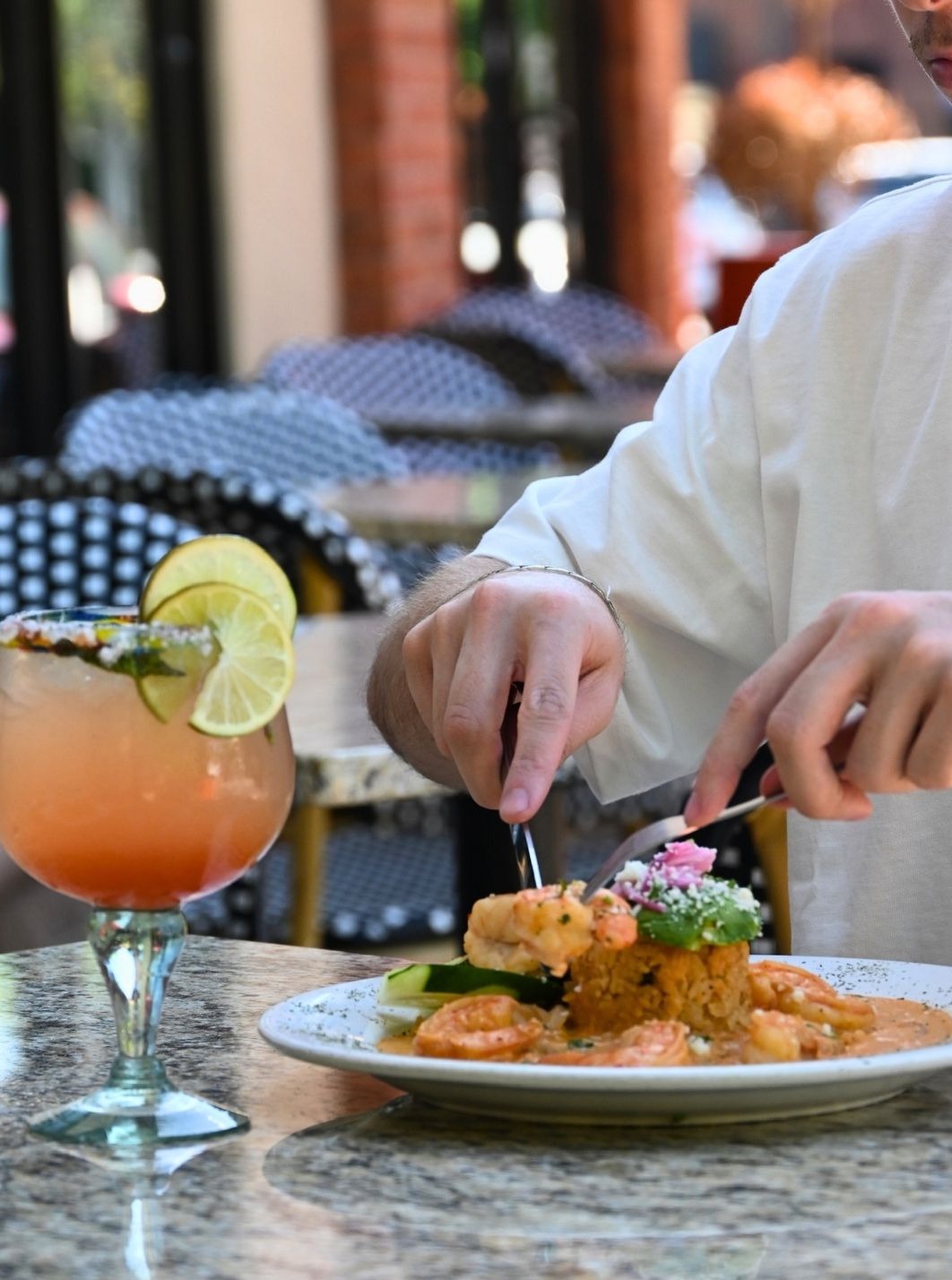 Taste Mexico’s Bold Flavors and Fresh Seafood at Fuego Mar